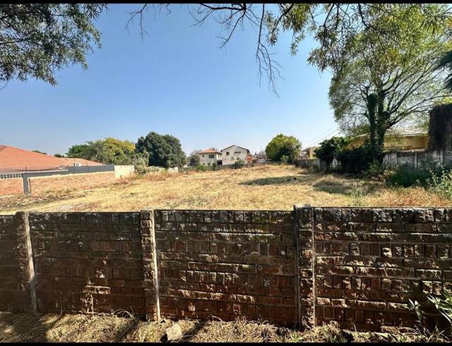 LAND FOR SALE IN ERASMIA